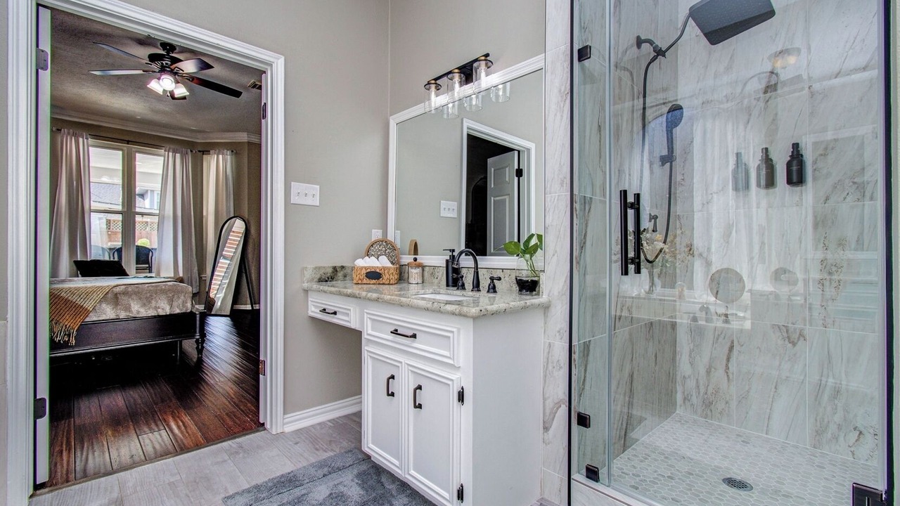 Photo of Bathroom in Pinehurst Of Atascocita