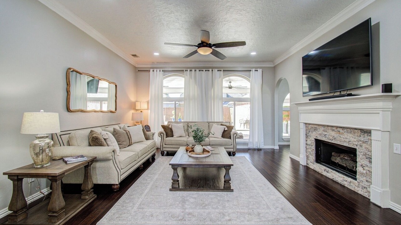Photo of Livingroom in Pinehurst Of Atascocita