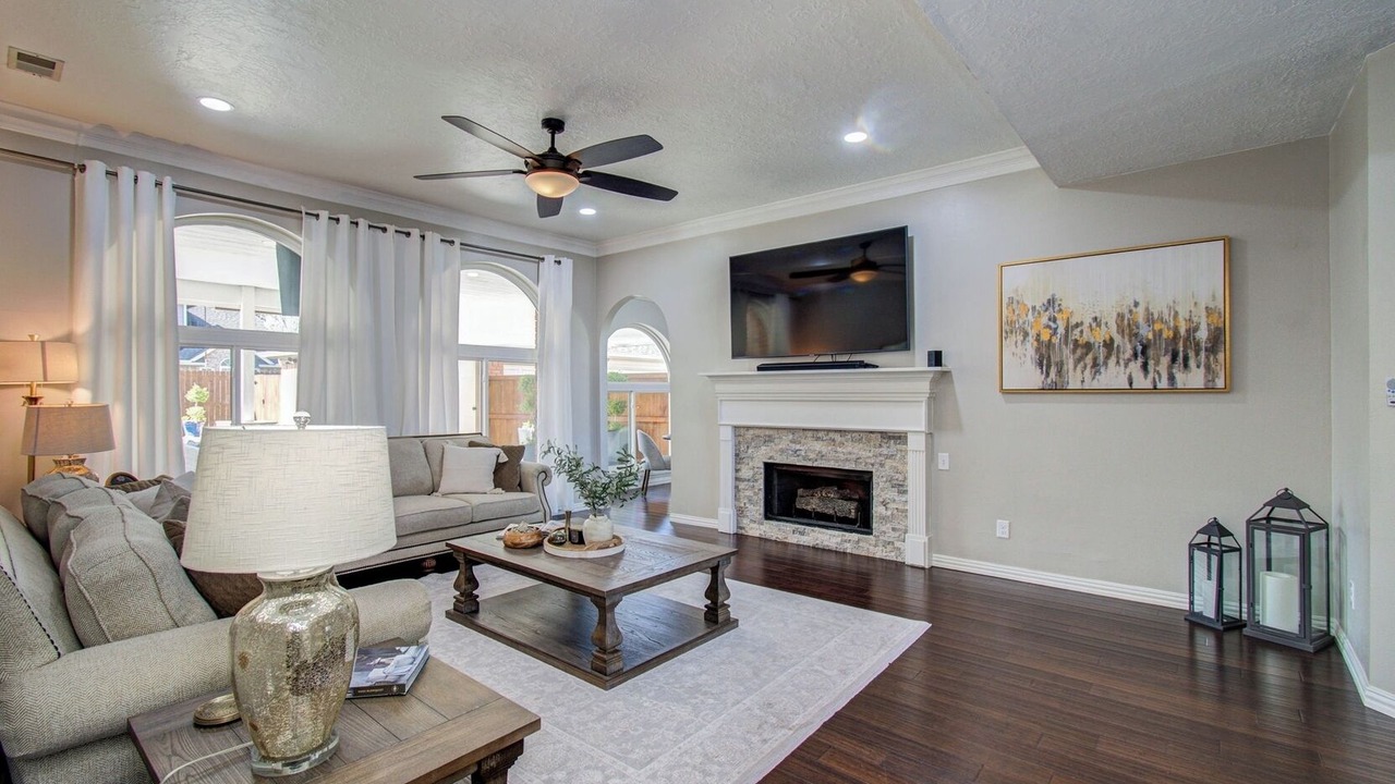 Photo of Livingroom in Pinehurst Of Atascocita