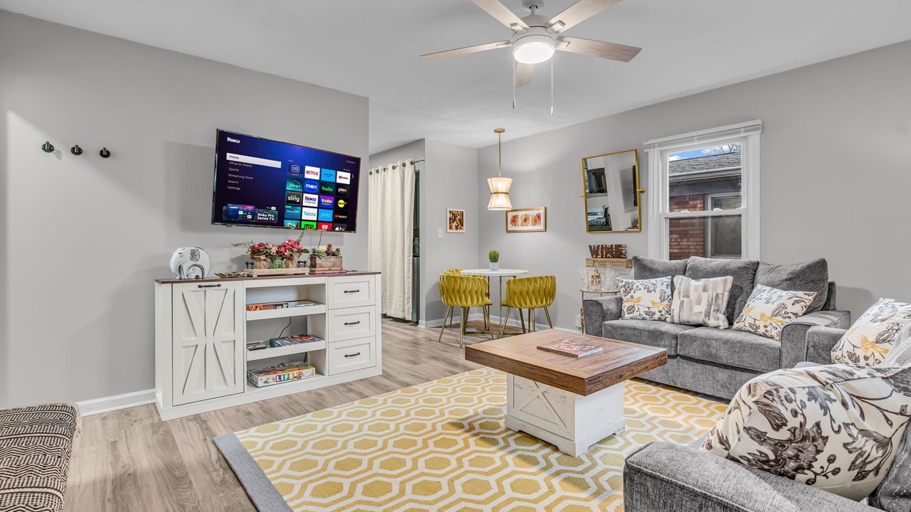 Photo of Livingroom in Indianapolis