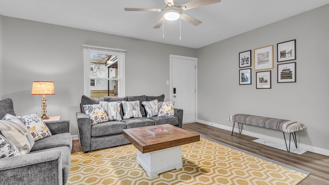 Photo of Livingroom in Indianapolis