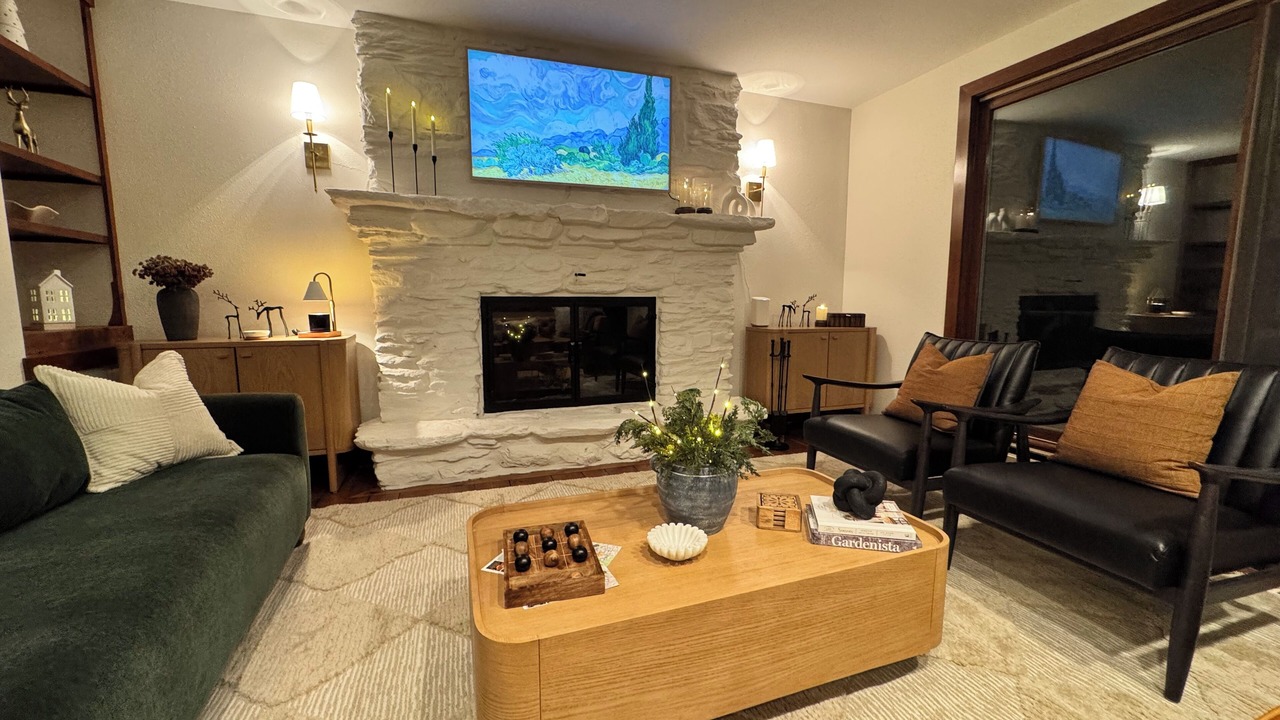 Photo of Livingroom in Plymouth