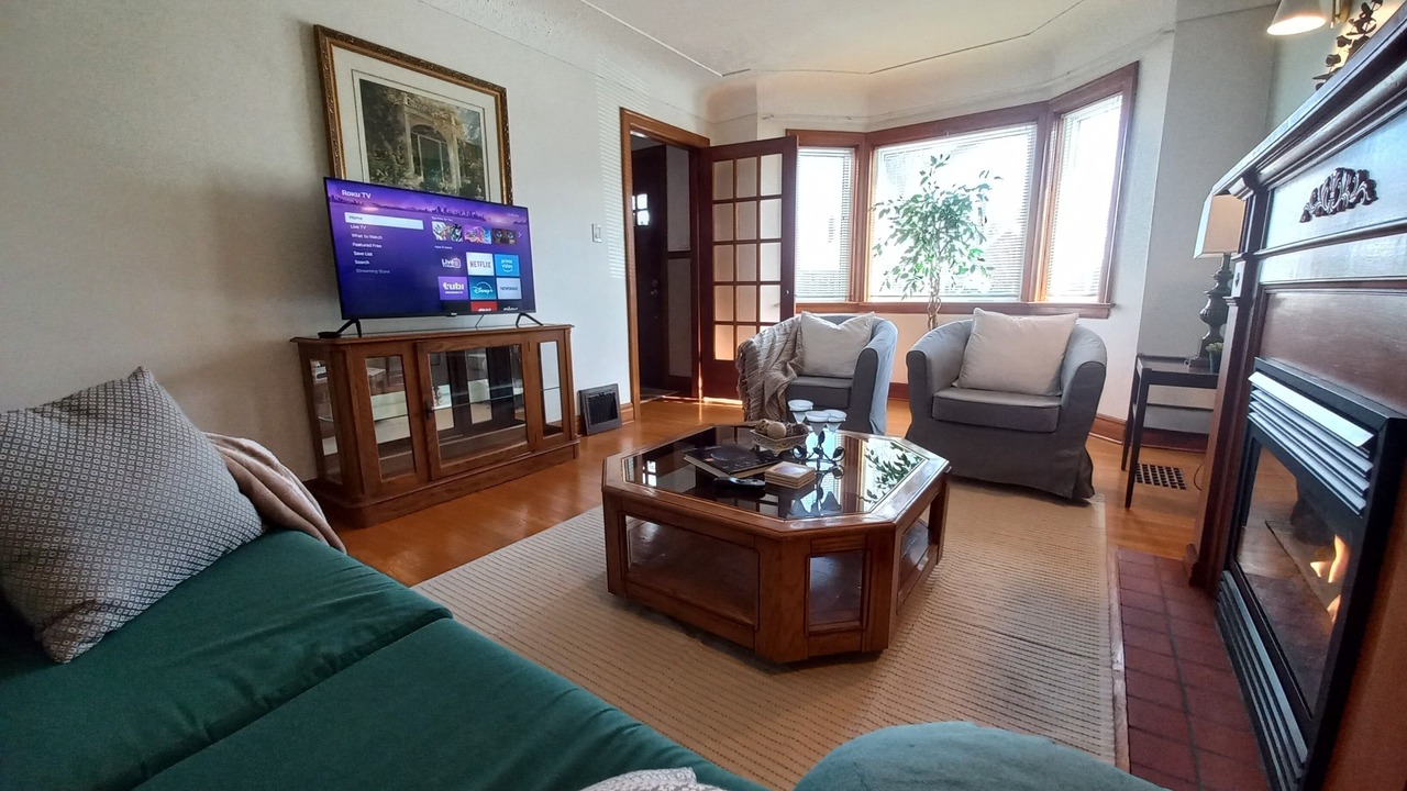 Photo of Livingroom in Hamilton