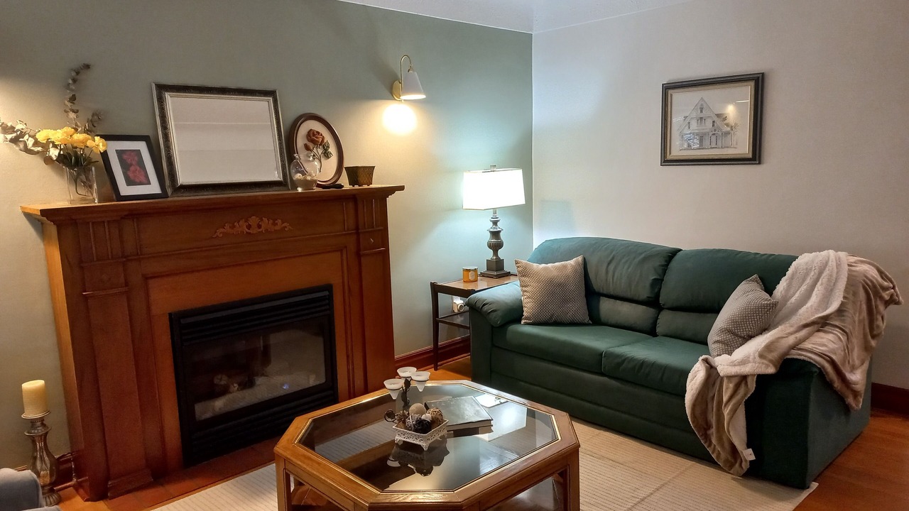 Photo of Livingroom in Hamilton