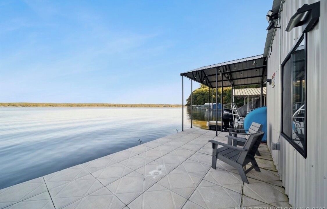Photo of Patio Balcony in Pryor