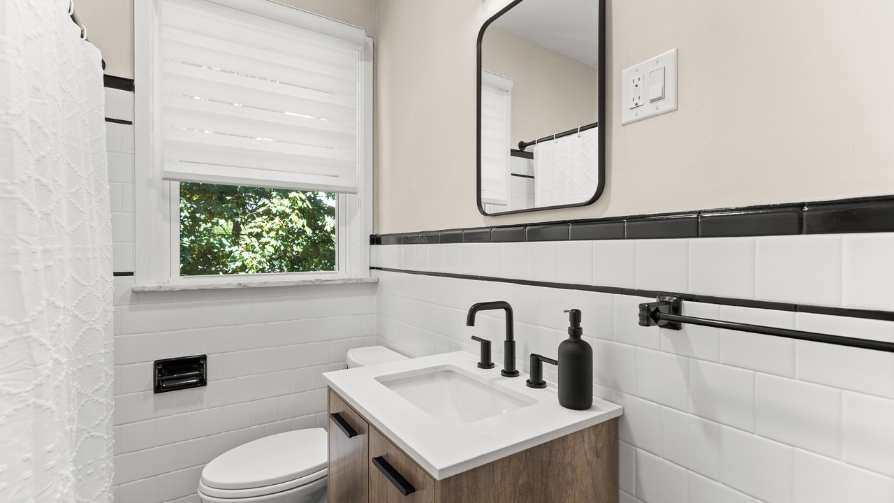 Photo of Bathroom in Blackstone