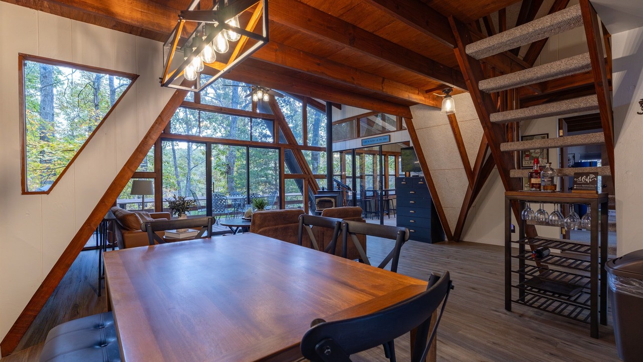 Photo of Livingroom in Innsbrook