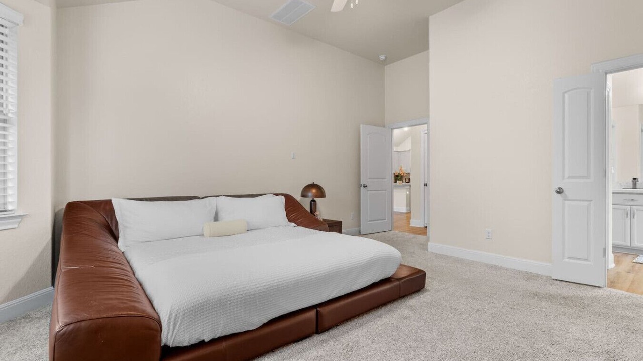 Photo of Bedroom in Leander