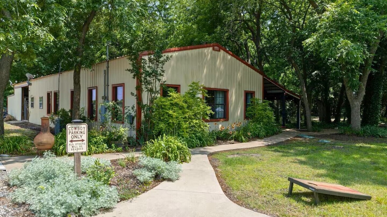 Photo of Outdoor in Van Alstyne