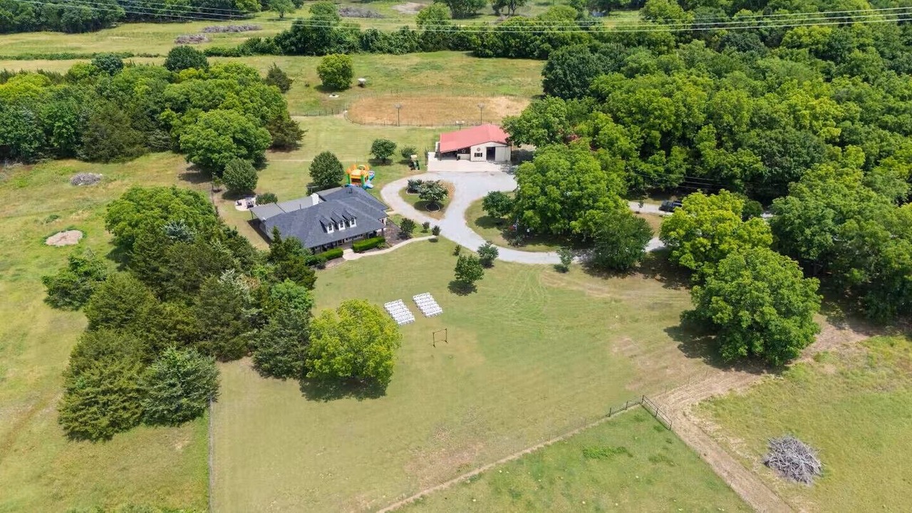 Photo of Outdoor in Van Alstyne