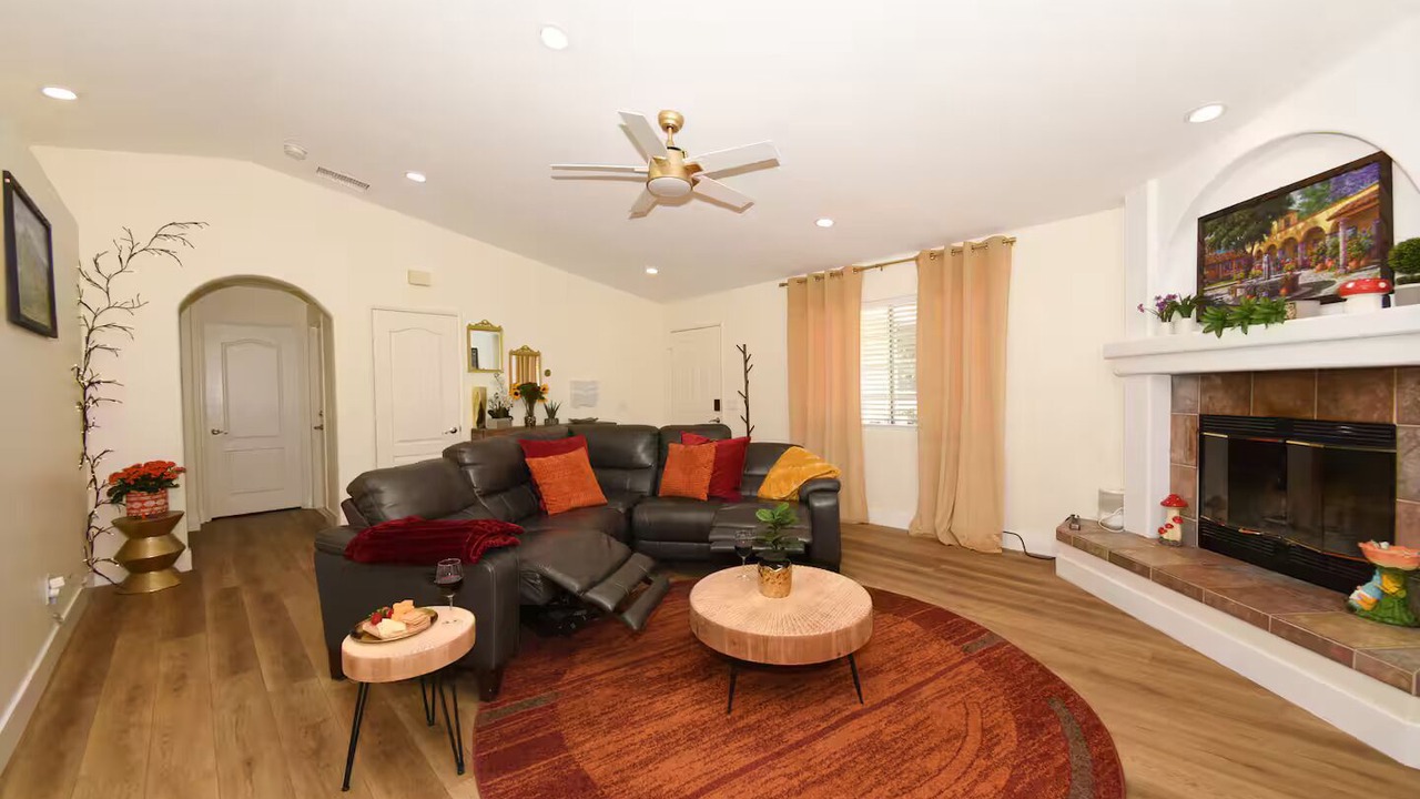 Photo of Livingroom in Hesperia