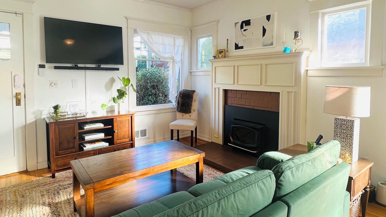 Photo of Livingroom in Mount Baker