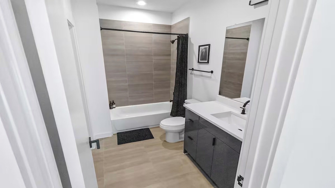 Photo of Bathroom in OST - South Union