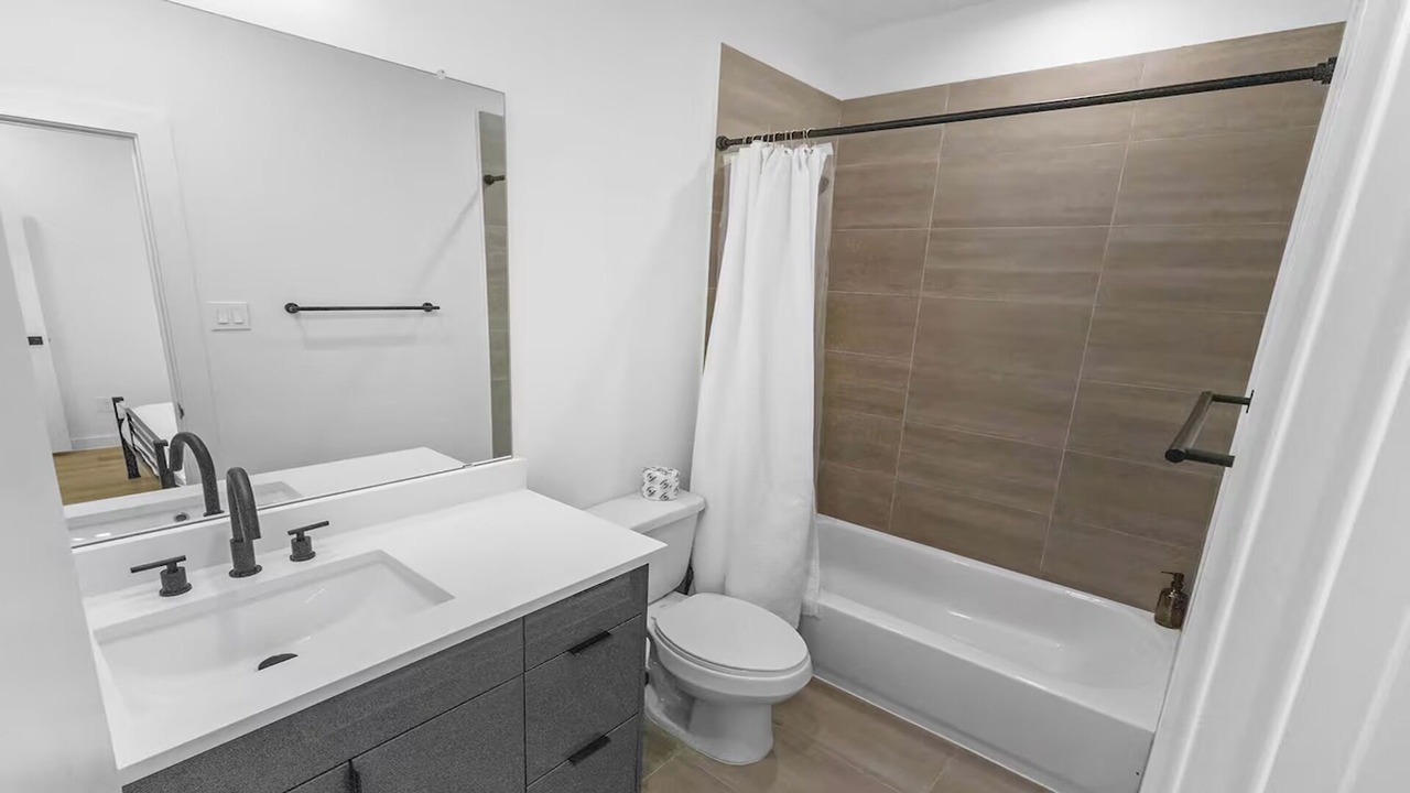 Photo of Bathroom in OST - South Union