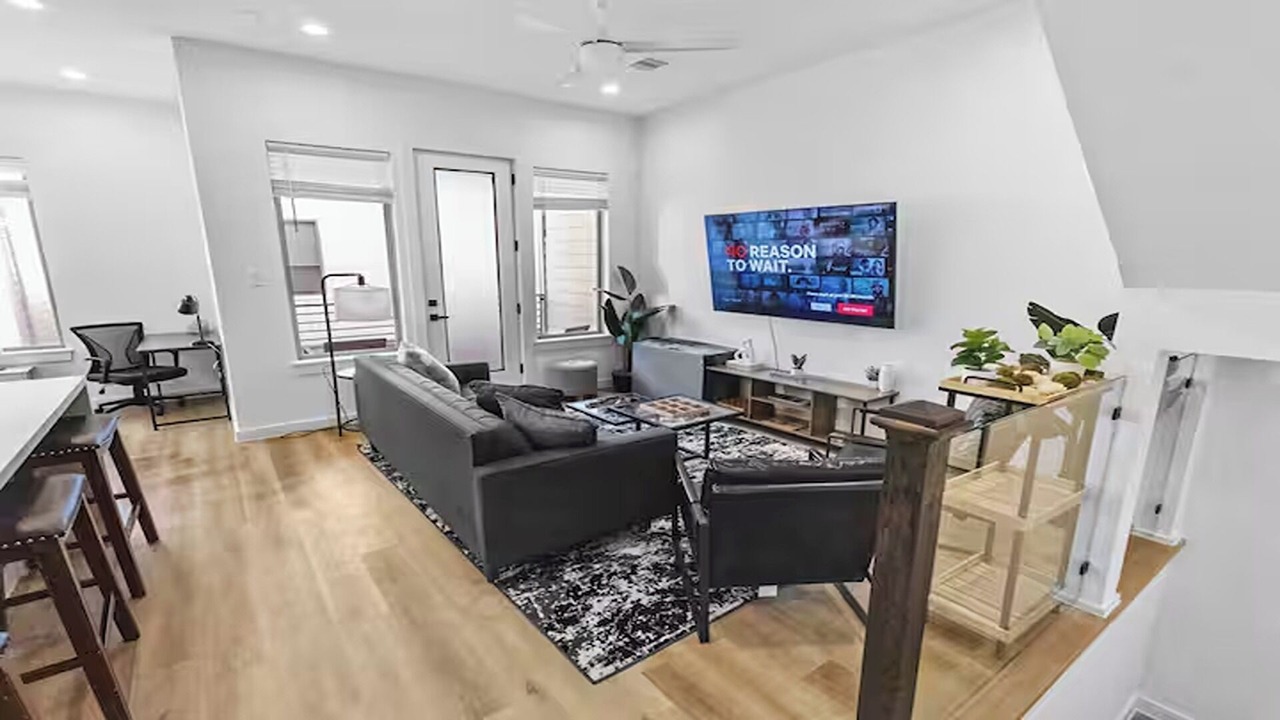 Photo of Livingroom in OST - South Union