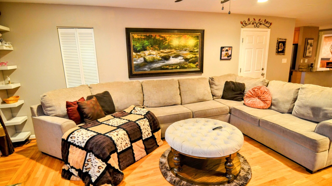 Photo of Livingroom in Union City