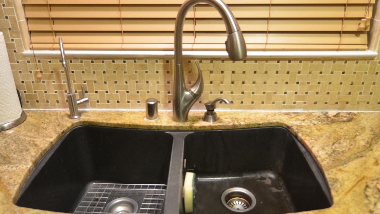 Photo of Bathroom in Union City