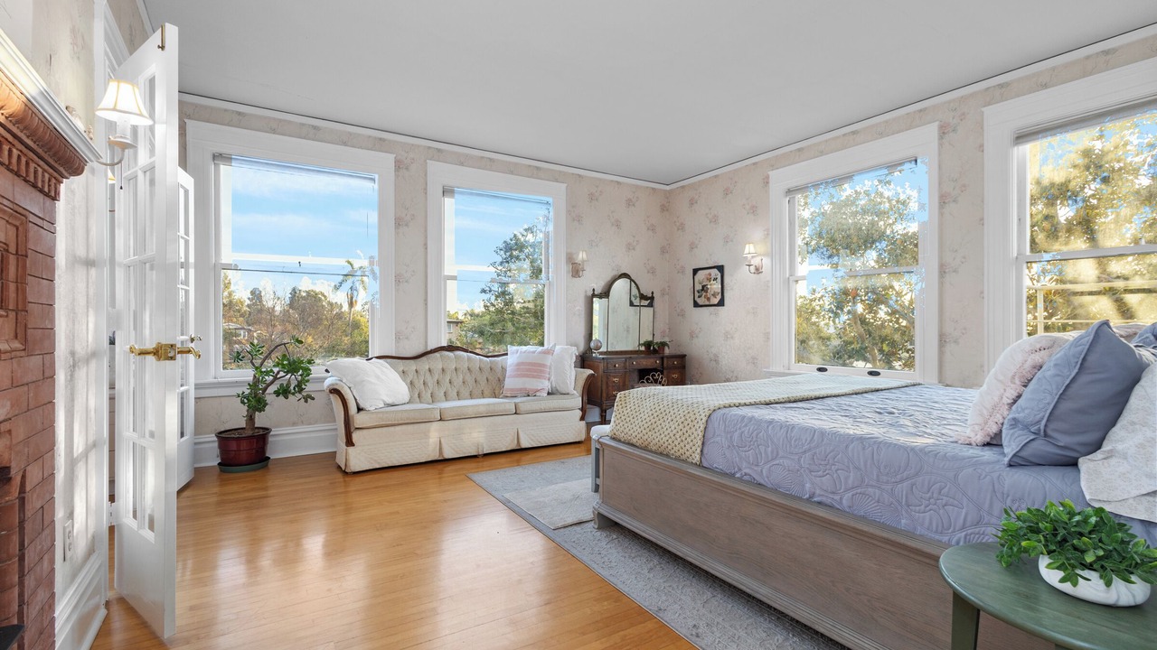 Photo of Bedroom in Lincoln Acres