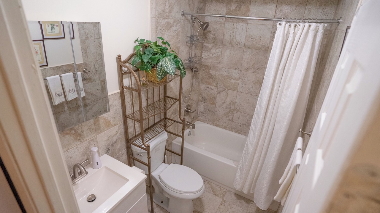 Photo of Bathroom in West Bronx