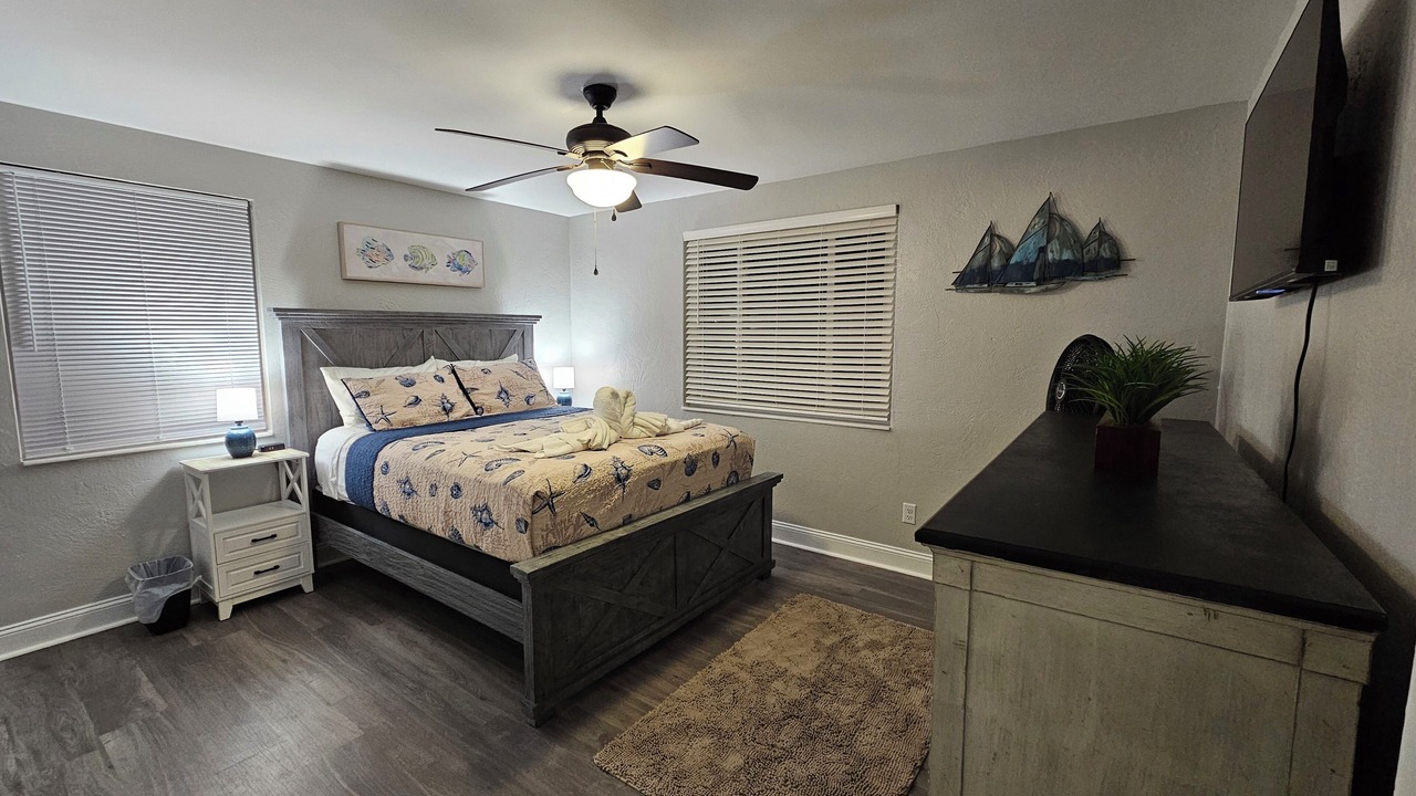 Photo of Bedroom in Seaside Homes
