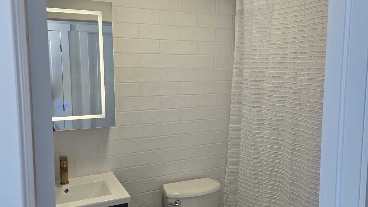 Photo of Bathroom in King's Point