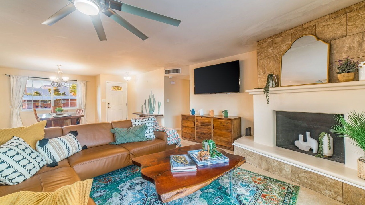 Photo of Livingroom in Tucson