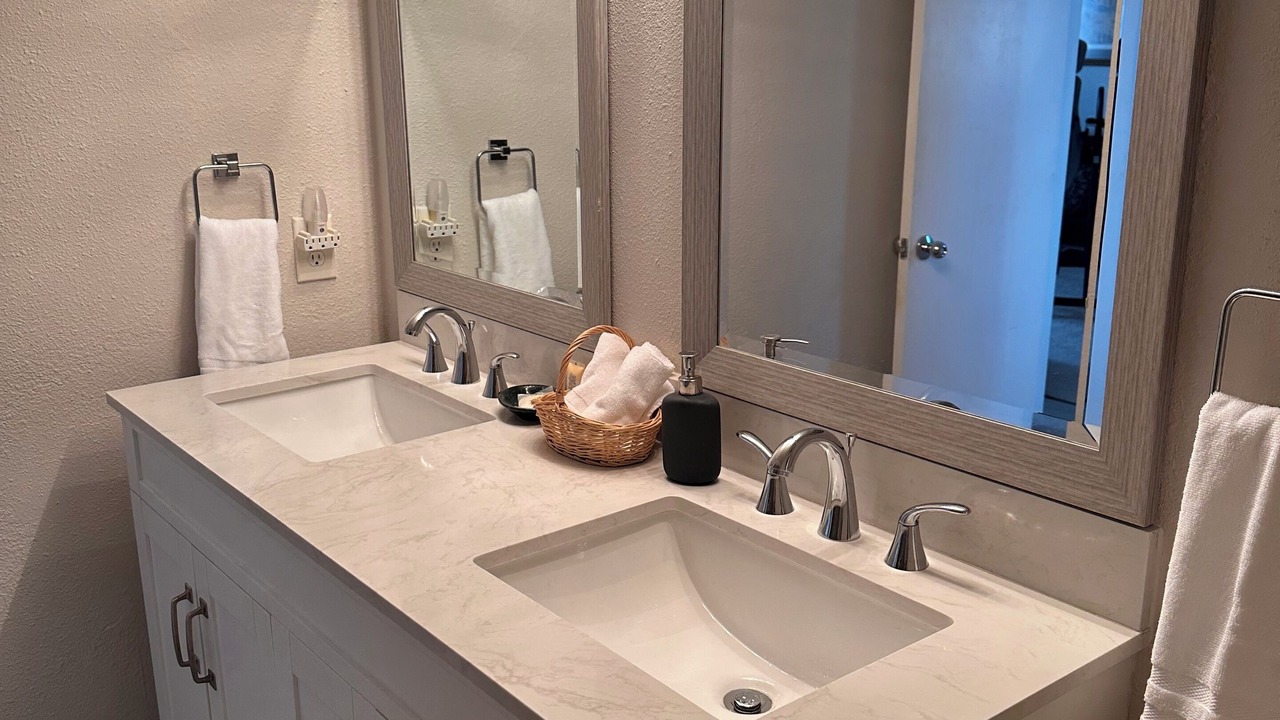 Photo of Bathroom in Southwest Carrollton