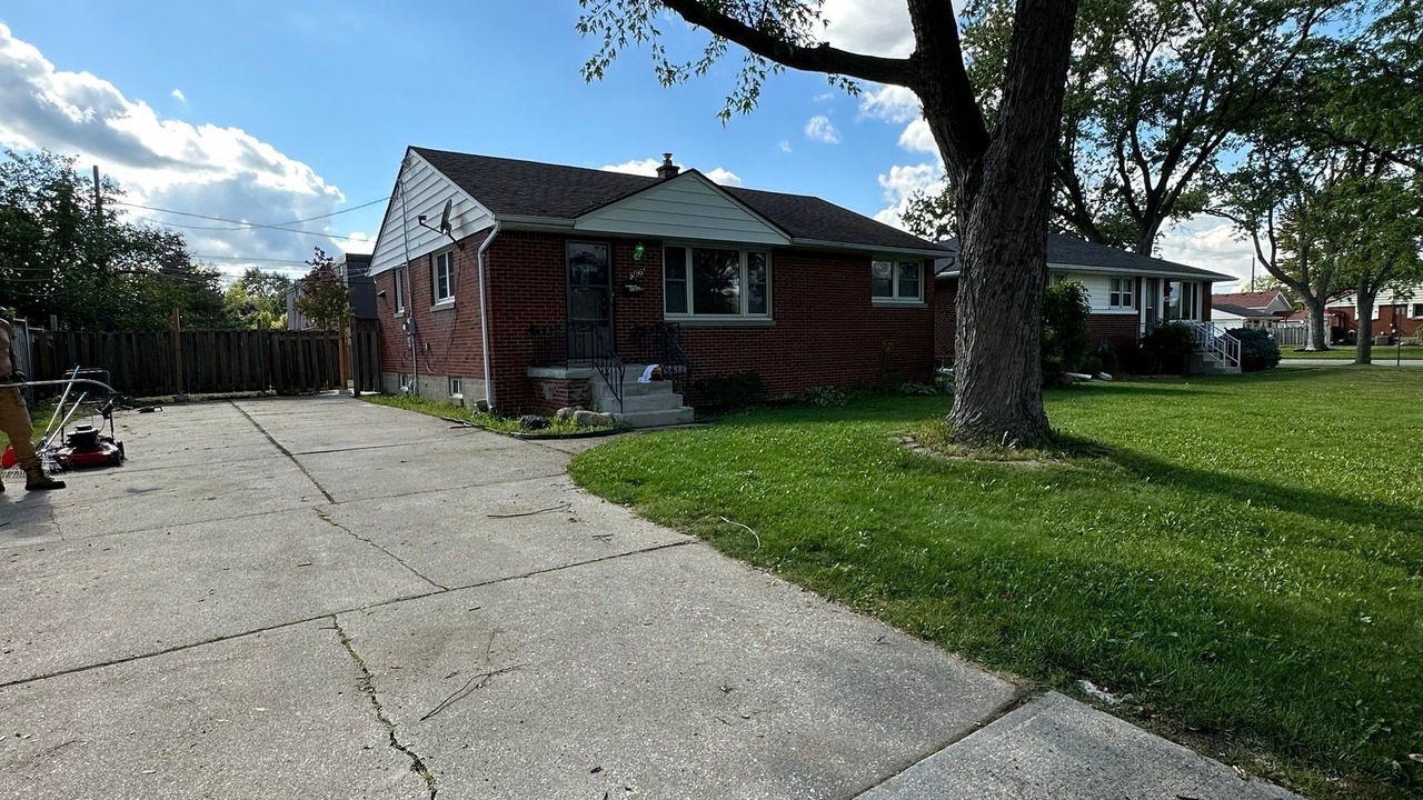 Photo of Outdoor in Windsor
