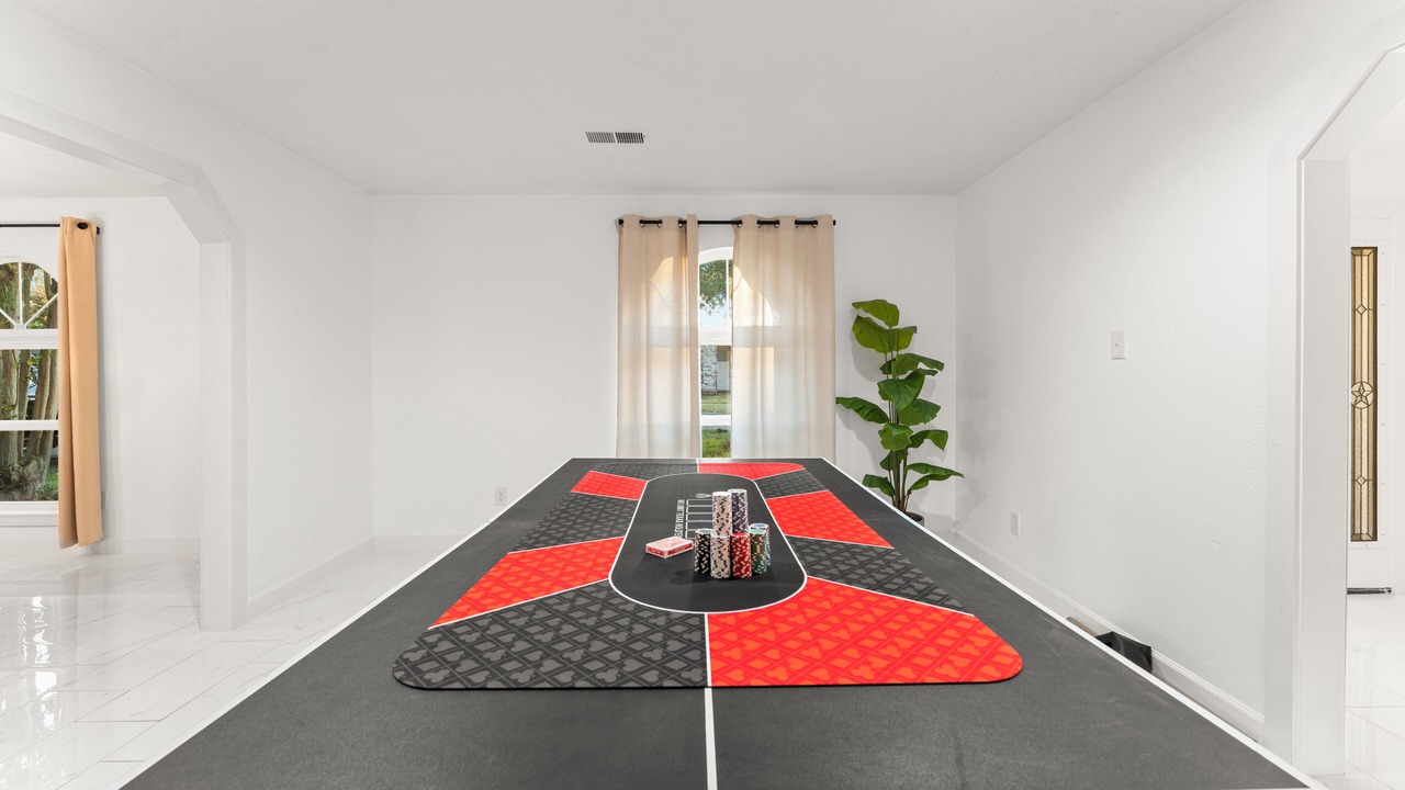 Photo of Bedroom in Clodine