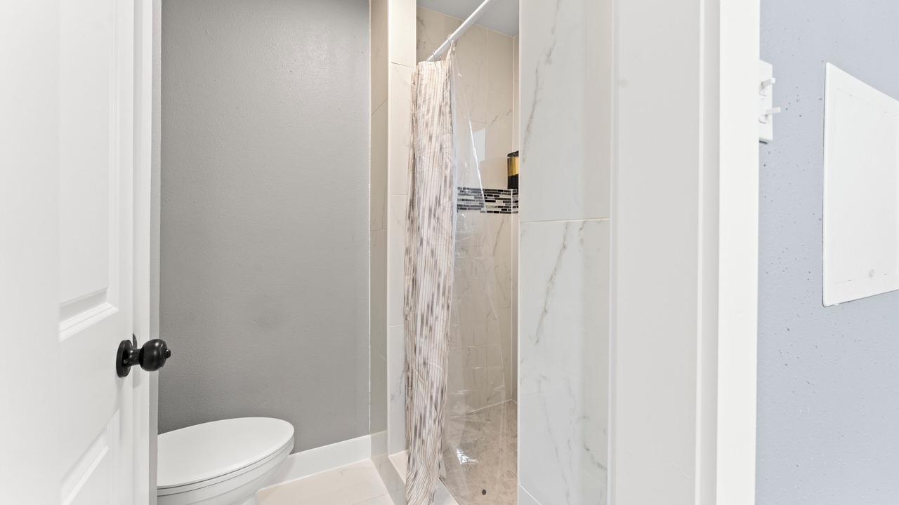 Photo of Bathroom in Clodine