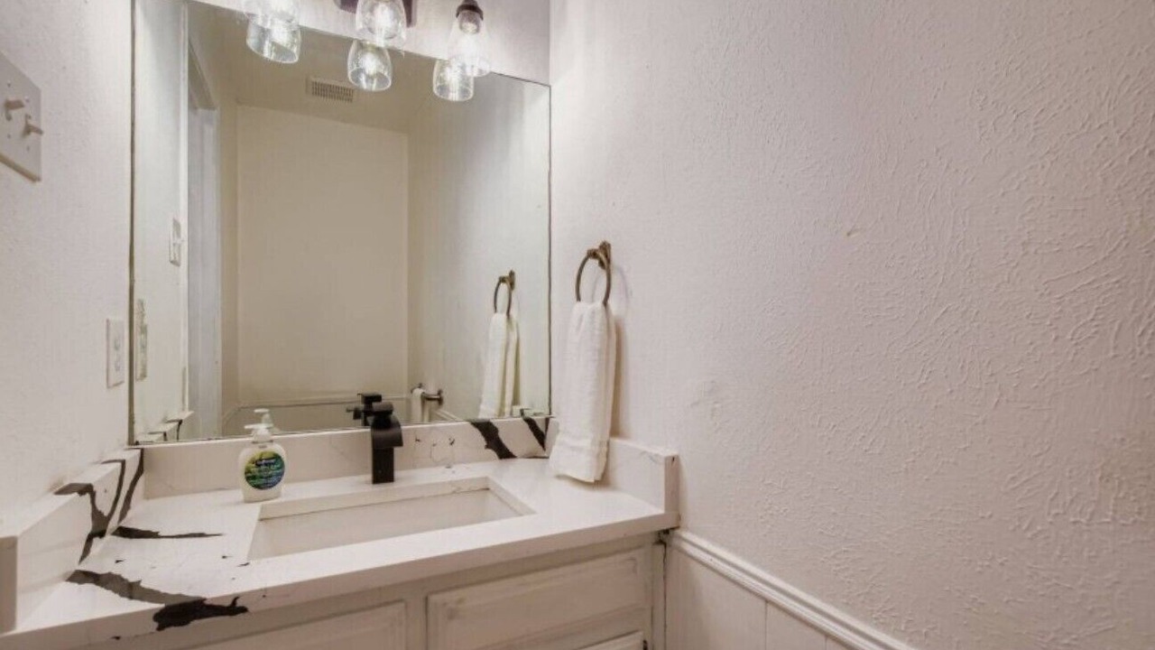 Photo of Bathroom in Richardson