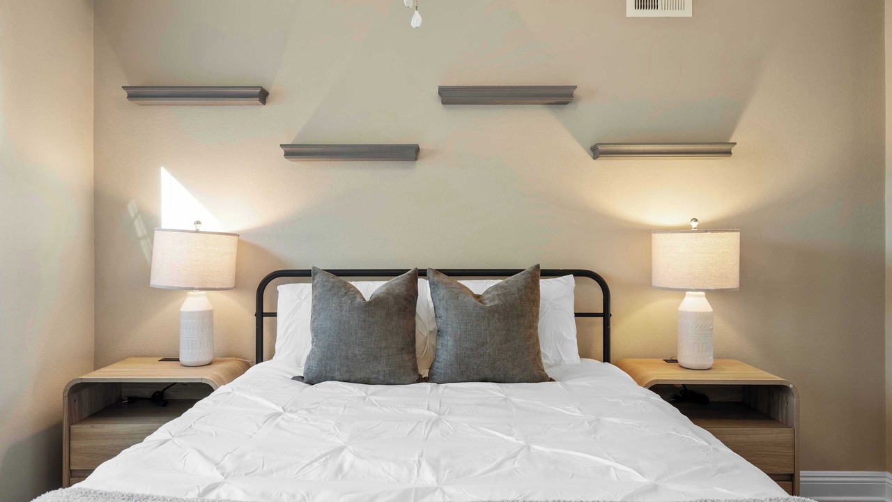 Photo of Bedroom in Woodbridge