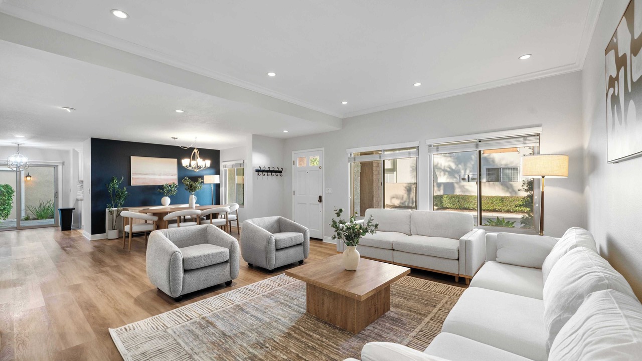 Photo of Livingroom in Woodbridge