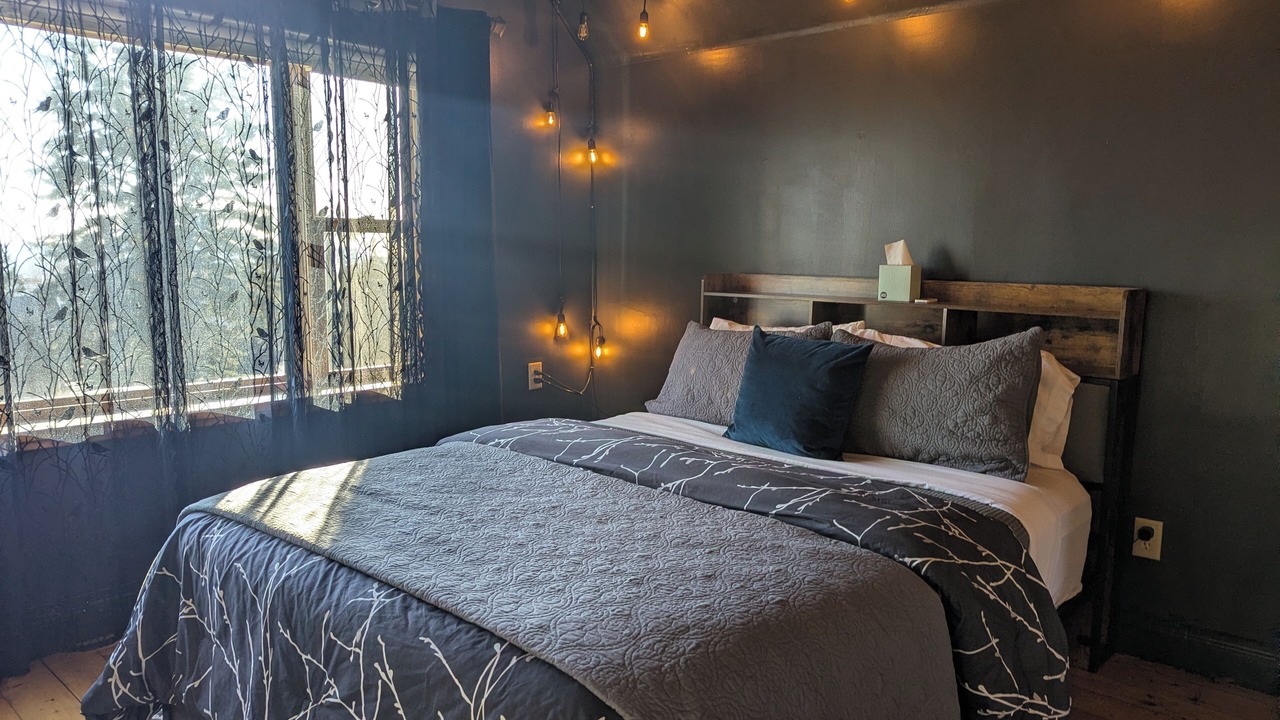 Photo of Bedroom in Grand Marais