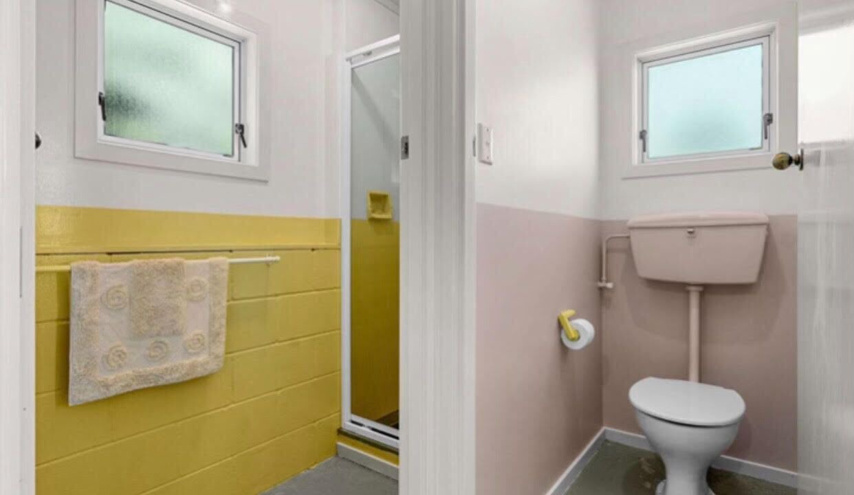 Photo of Bathroom in Glinks Gully