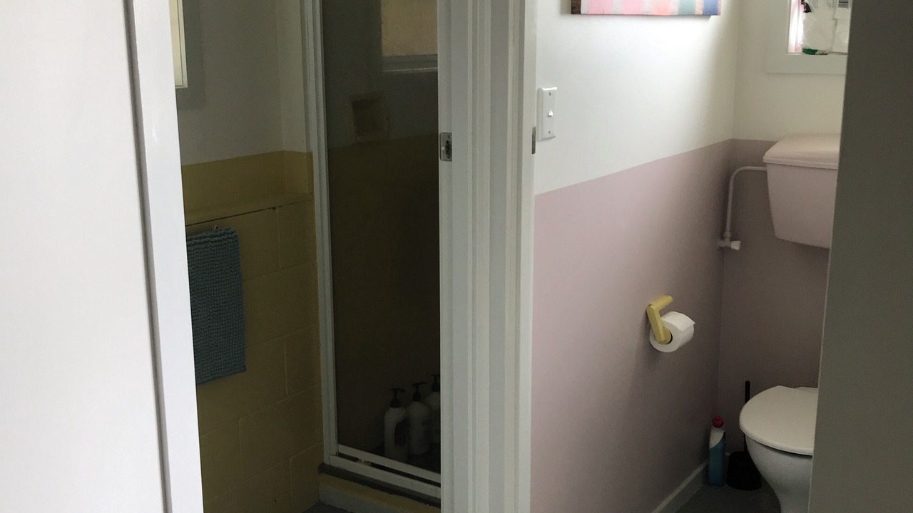 Photo of Bathroom in Glinks Gully