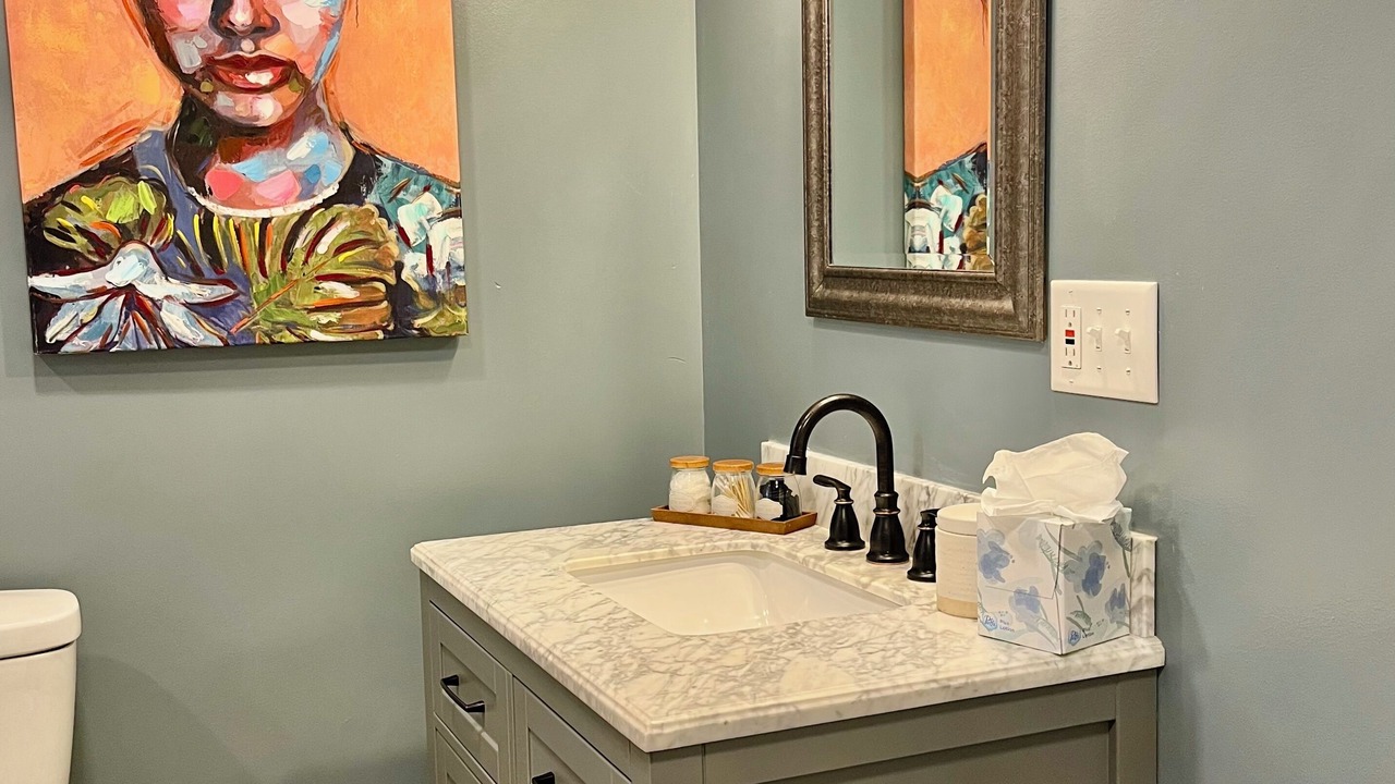 Photo of Bathroom in Garden City