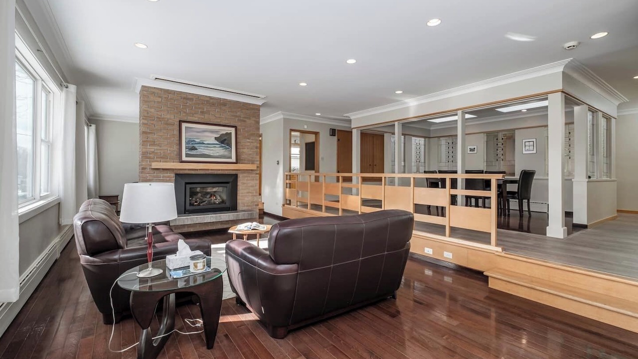 Photo of Livingroom in Waterford Valley