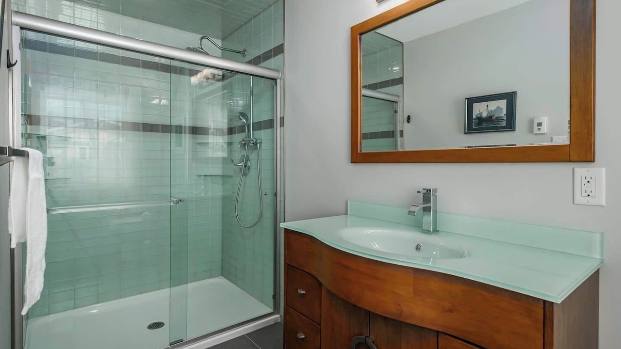 Photo of Bathroom in Waterford Valley