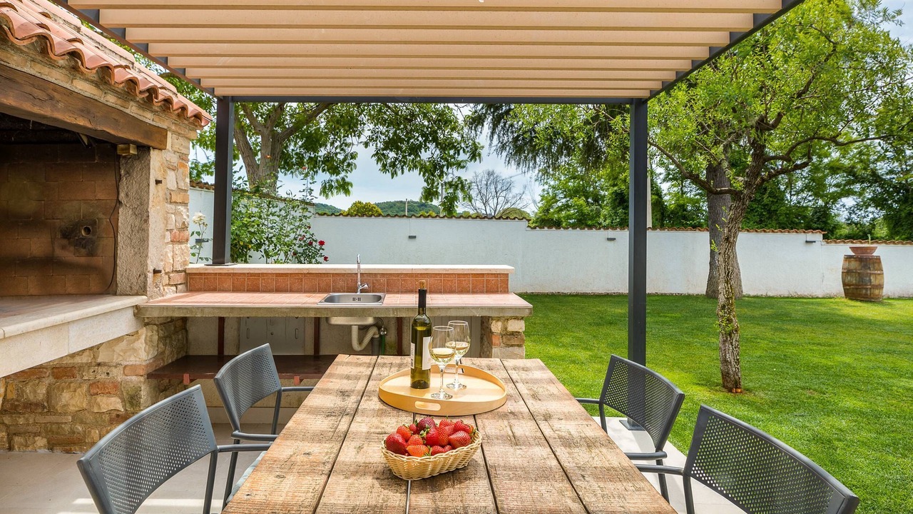 Photo of Outdoor in Musalez