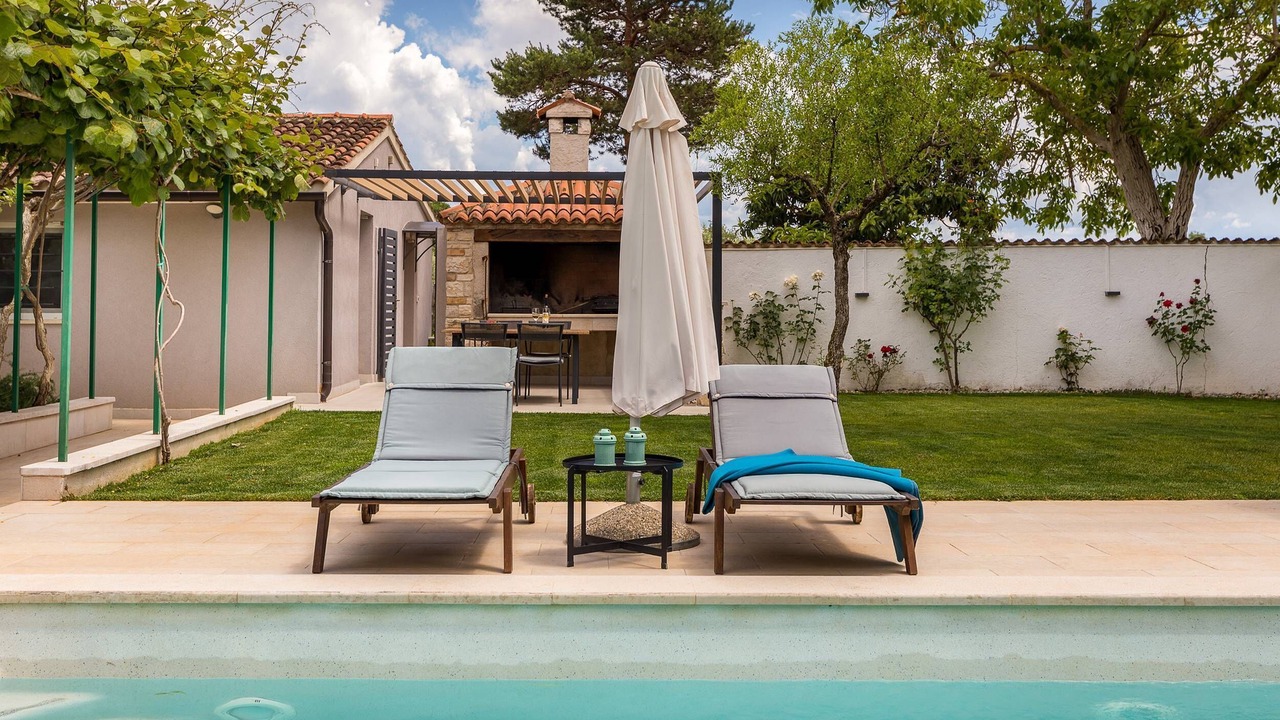 Photo of Outdoor in Musalez