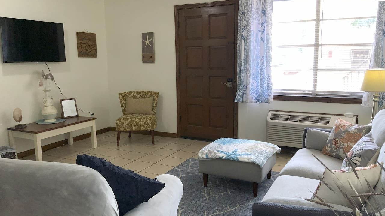 Photo of Livingroom in Alexandria