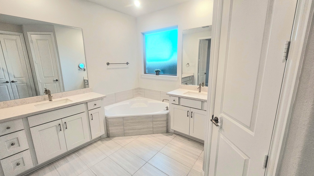 Photo of Bathroom in Northlake