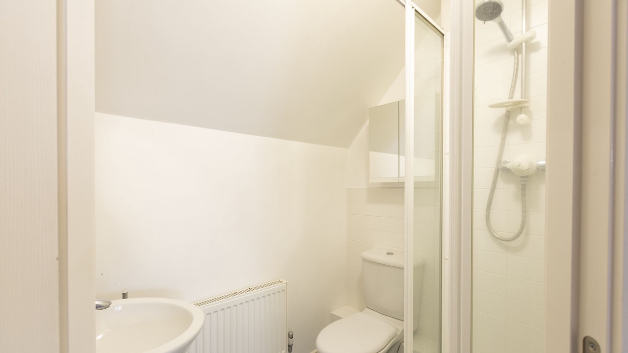 Photo of Bathroom in Kennington