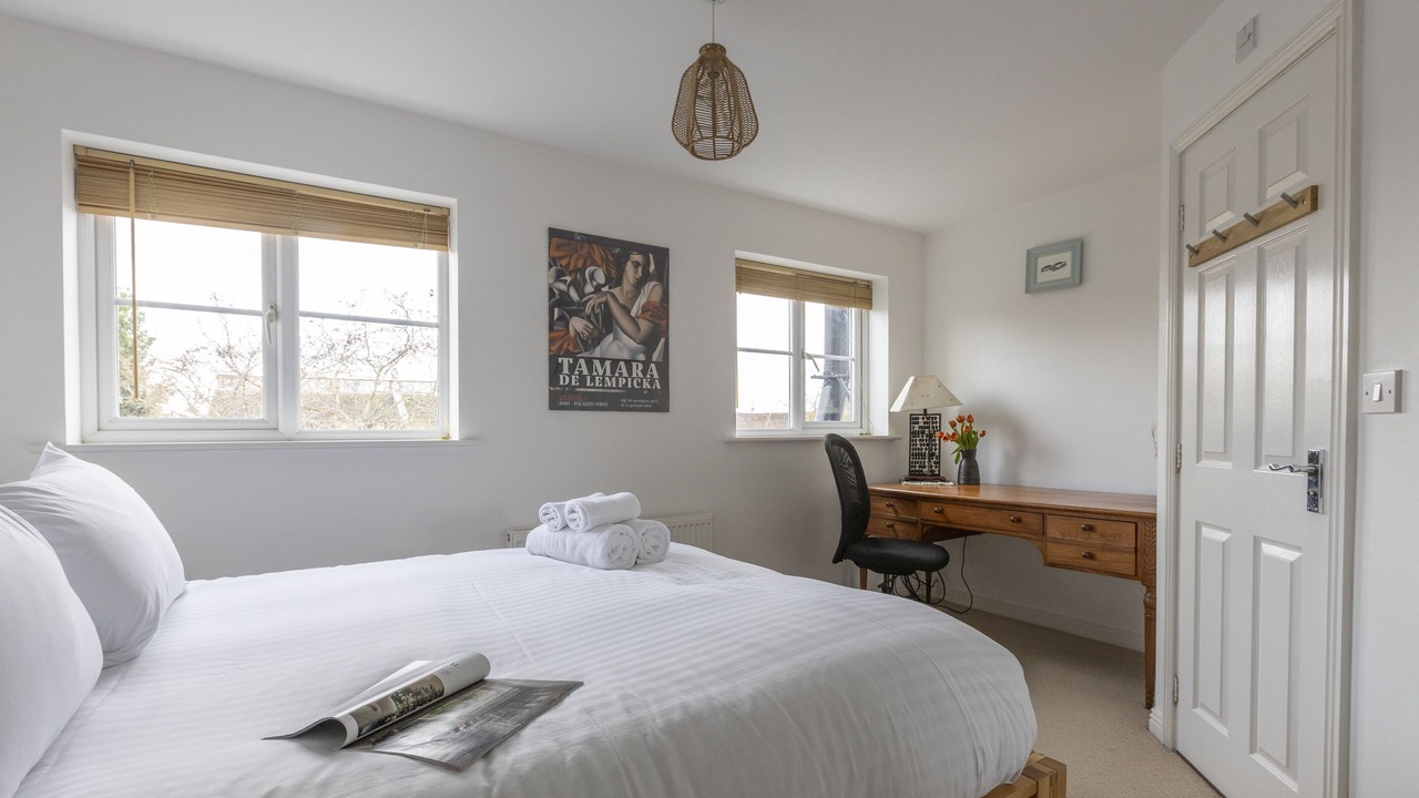 Photo of Bedroom in Kennington