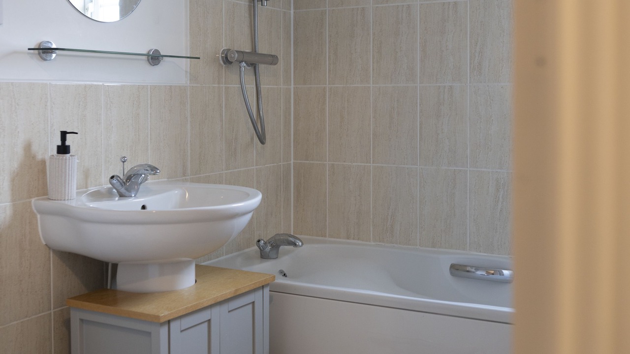 Photo of Bathroom in Kennington