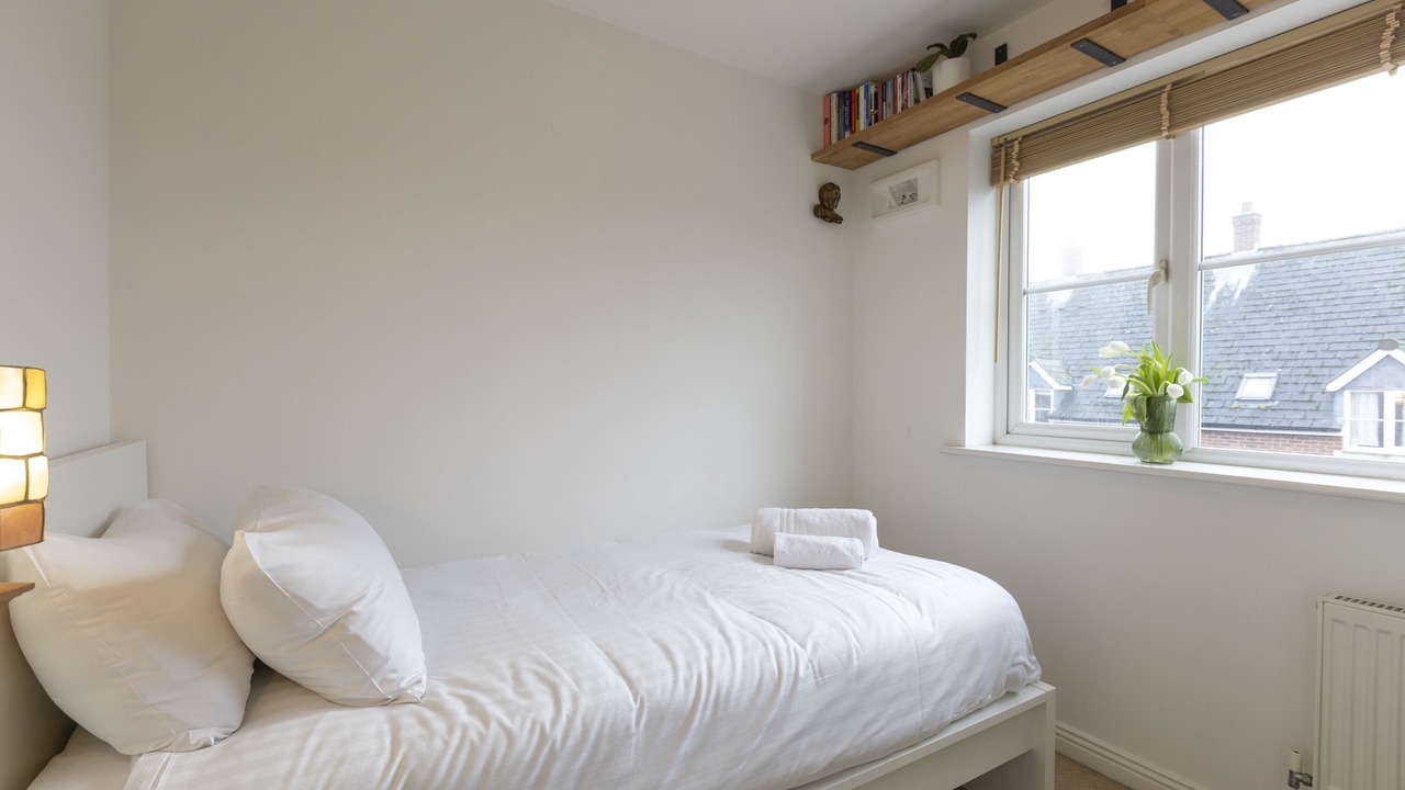 Photo of Bedroom in Kennington
