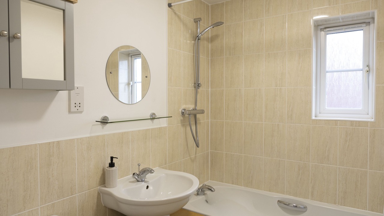 Photo of Bathroom in Kennington