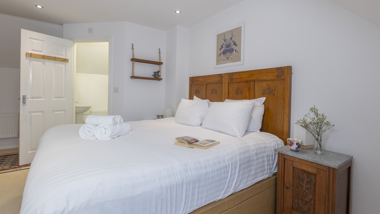 Photo of Bedroom in Kennington