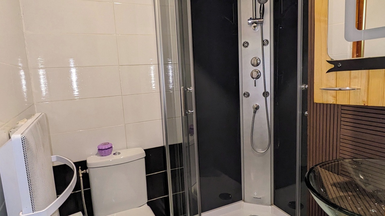 Photo of Bathroom in Le Pontet
